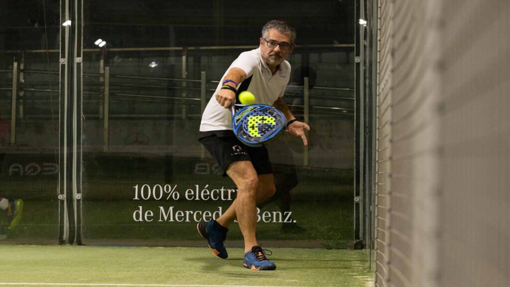 bakh-vitoria-pozo-campeonato-jugar-padel-niños-adultos
