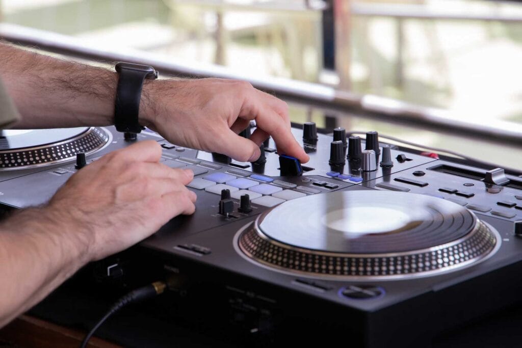 fiesta-verano-bakh-vitoria-dj-música-en-directo-