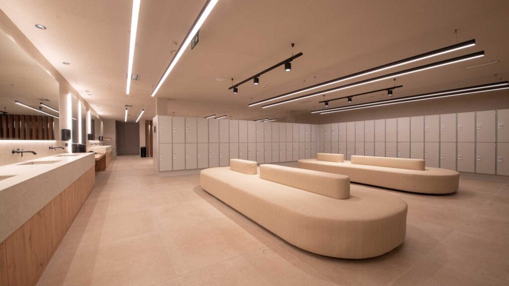 vesturario-premium-bakh-vitoria-confort-socios-gimnasio